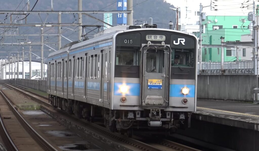予讃線の普通列車で運行する車両の最新運用と特徴まとめ 1 電車(EMU)- 電化区間(高松〜伊予市)