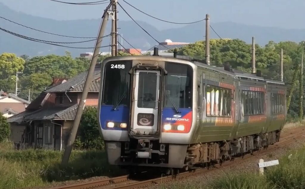 2000系・N2000系の違いを徹底解説!性能と魅力比較 6 ファン目線で見る魅力の違い