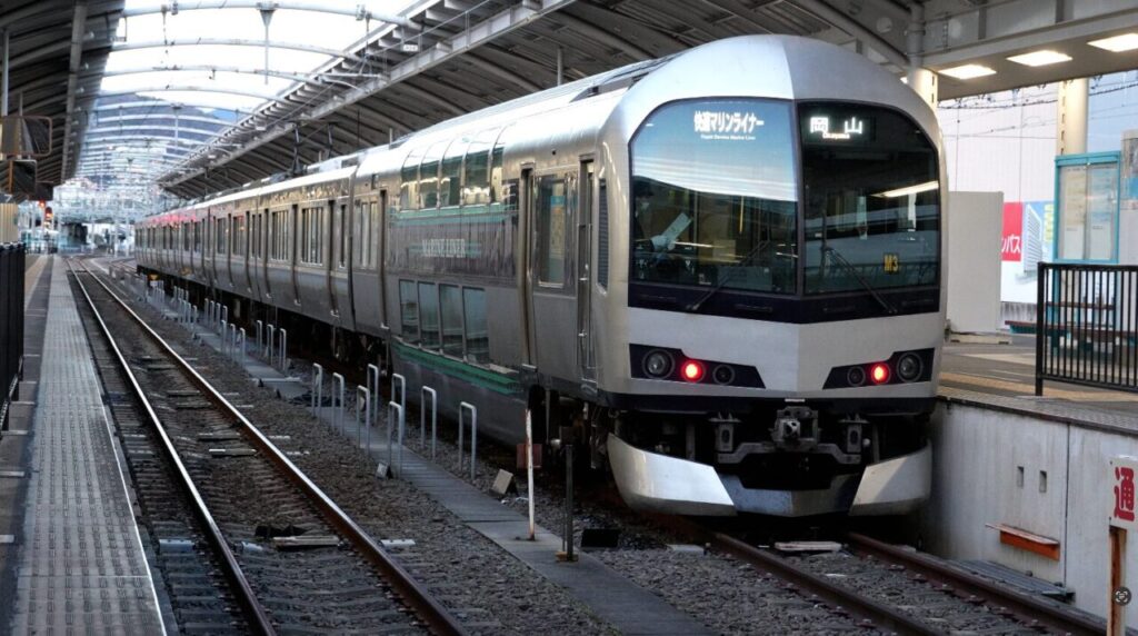 JR四国 5000系の魅力と今後の運用予定をわかりやすく解説 6 5000 001