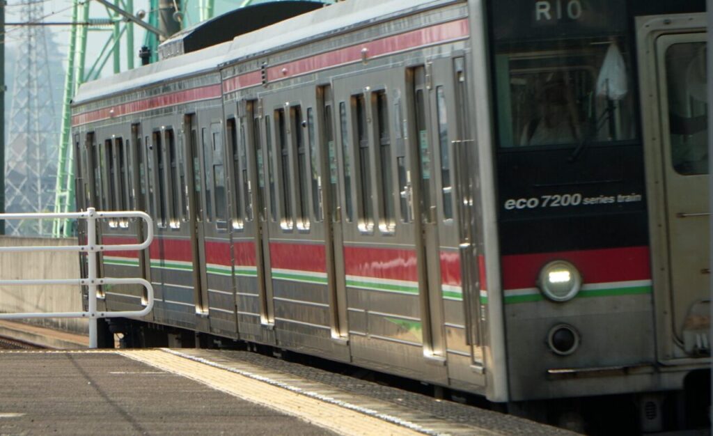 JR四国 7200系は何がすごい?導入背景から人気の理由まで紹介 2 7200系の導入経緯と歴史