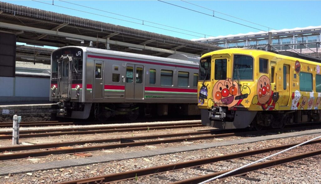 JR四国 7200系は何がすごい?導入背景から人気の理由まで紹介 5 7200系のメンテナンスと安全対策