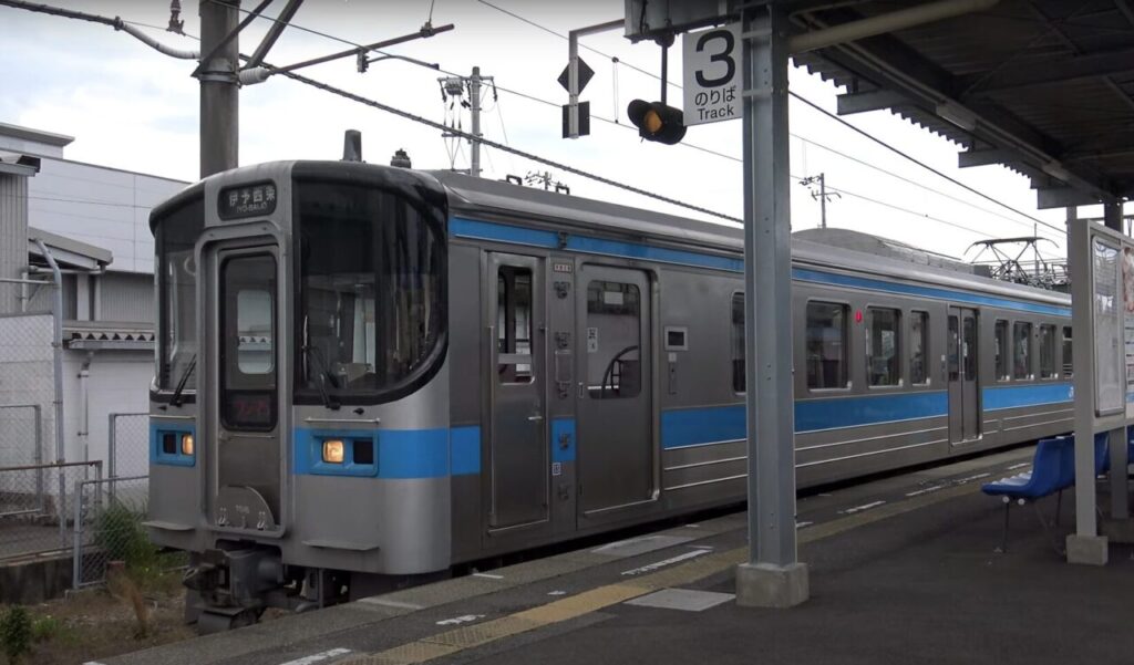 JR四国 7000系の運用ガイド!活躍路線から最新情報まで 12 7000系の運用ダイヤについて