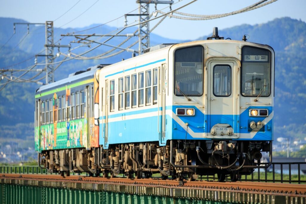 JR四国キハ32形の運用ガイド|現在の路線から今後の動向まで 7 ラッシュ時などキハ32形のダイヤ・運行状況