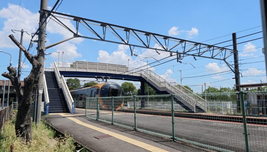 JR四国の無人駅からの乗り方ガイド!安心乗車を徹底解説 3 無人駅の設備とサービス一覧