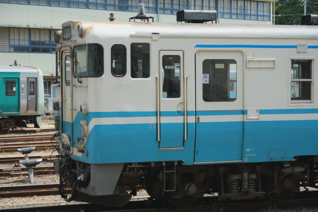 なぜ残る?JR四国キハ40系の原型エンジンの秘密と現在 4 鉄道ファンに人気の原型エンジン車両とは