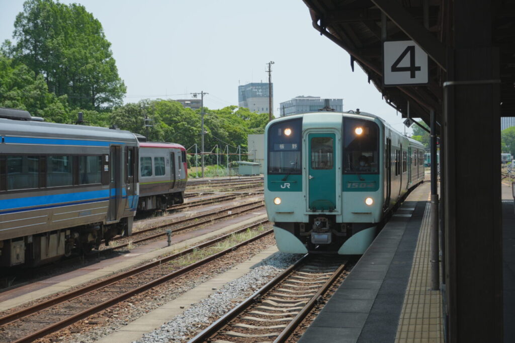 解説!牟岐線と徳島バスの共同経営、その仕組みとメリット 1 始まった牟岐線と徳島バスの共同経営とは