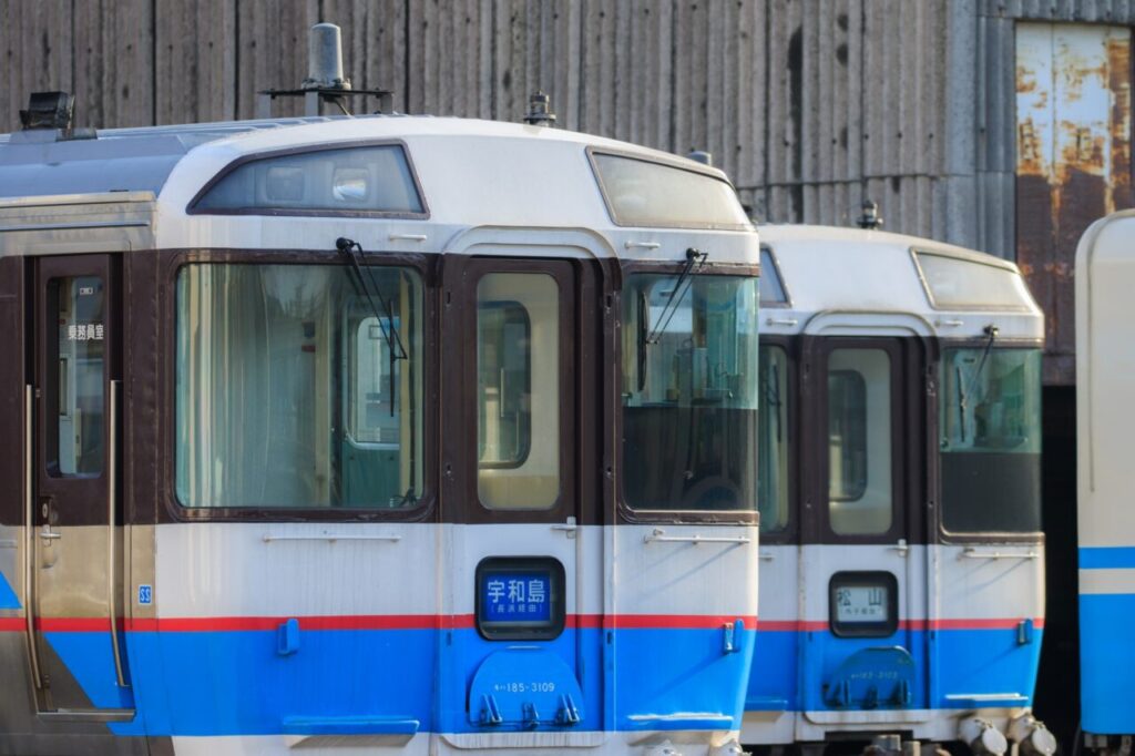 キハ185系の普通列車運用ガイド|JR四国の時刻・路線・今後を解説 1 31656490 m