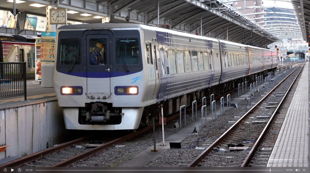 特急しおかぜ車両編成パターンを徹底解説!座席や連結の疑問を解決 8 平日と休日で異なる?編成の違い