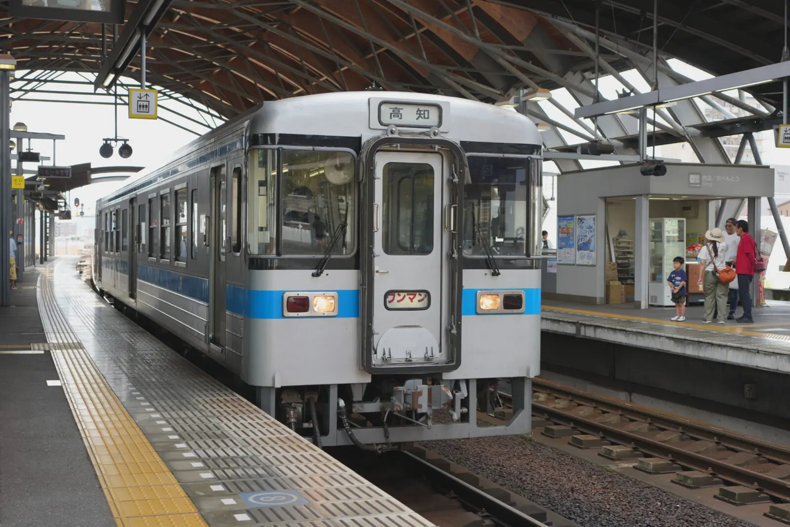 土讃線の普通列車に使われる車両の特徴を網羅！車種から運用まで徹底