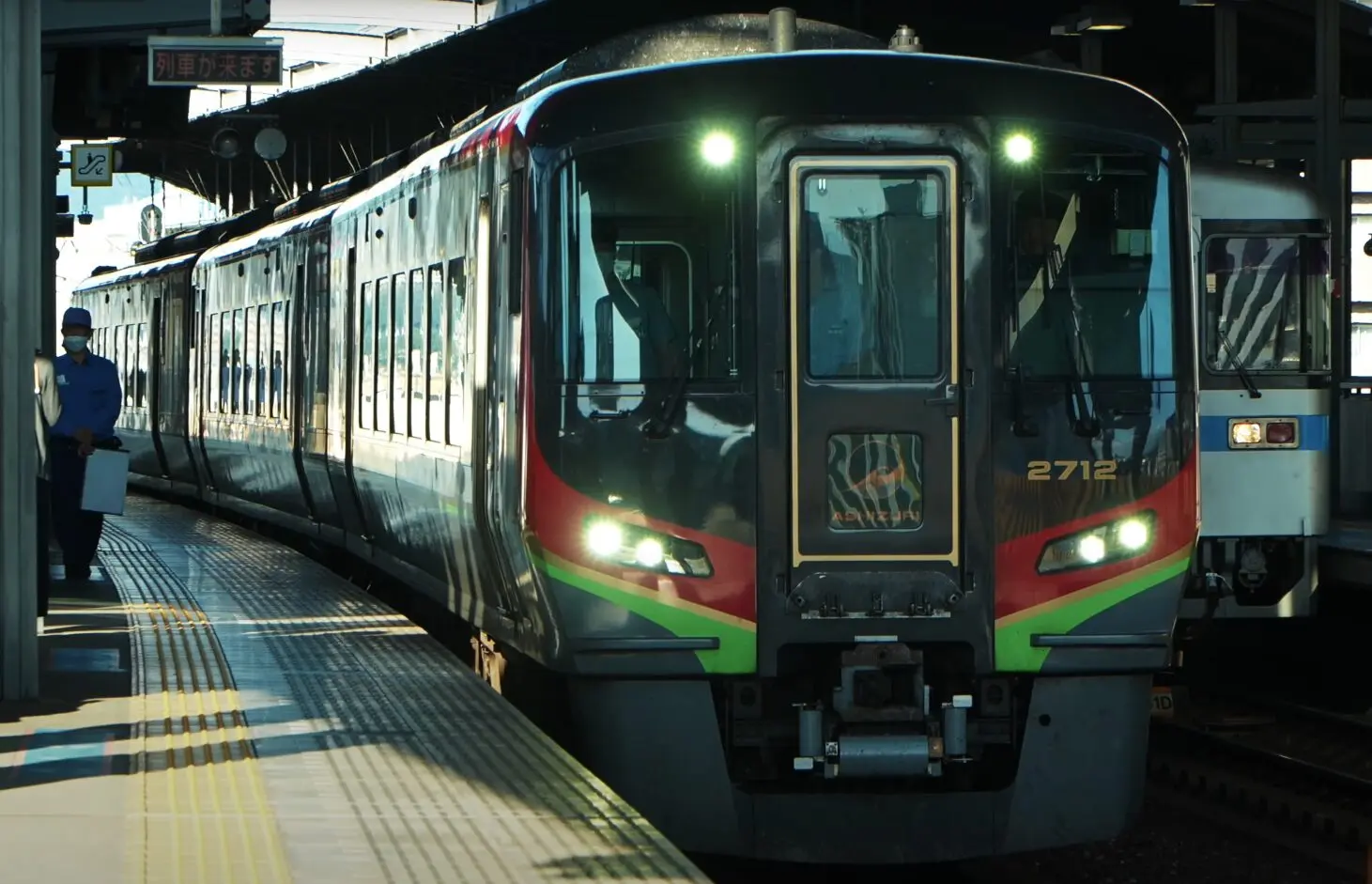 最終値下げ　四国　愛称板　急行土佐　あしずり Yahoo!オークション -「土佐」(行先板、サボ) (廃品、放出品)の落札