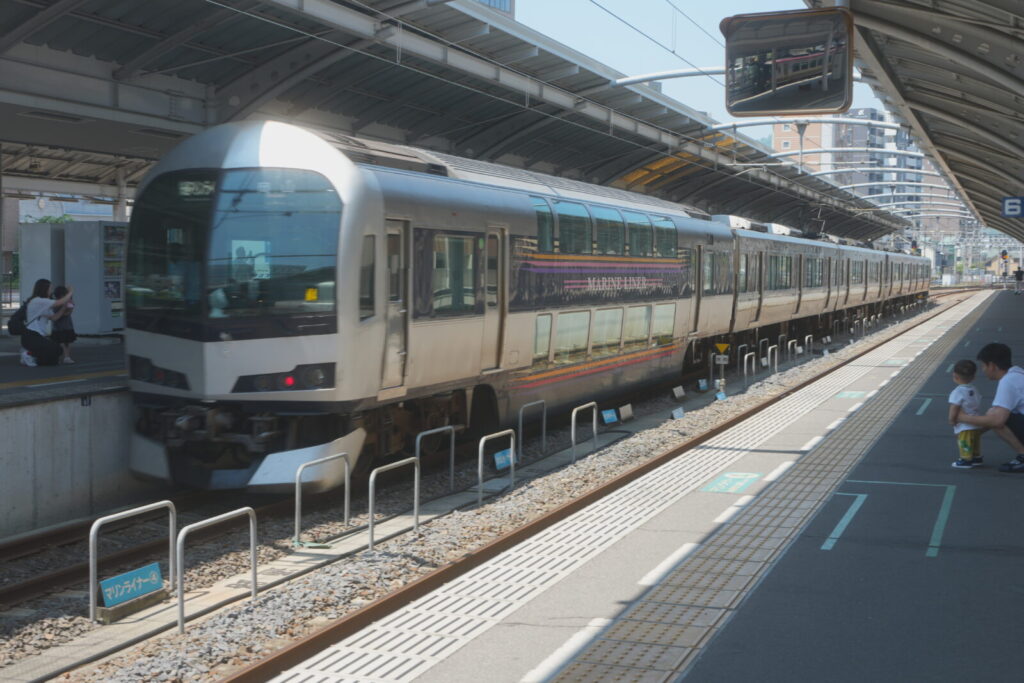 JR四国 5000系 編成の全て!構造・運用・特徴を徹底解説 8 鉄道ファンから根強い人気の理由