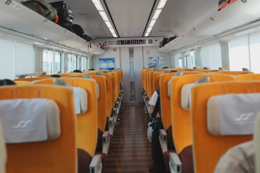 特急しおかぜに予約なしで乗車する完全ガイド|自由席の乗り方 6 しおかぜ号の車内設備とサービス