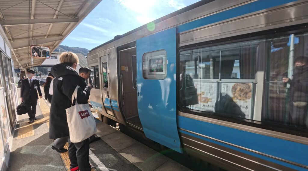 乗車率と混雑状況の傾向
