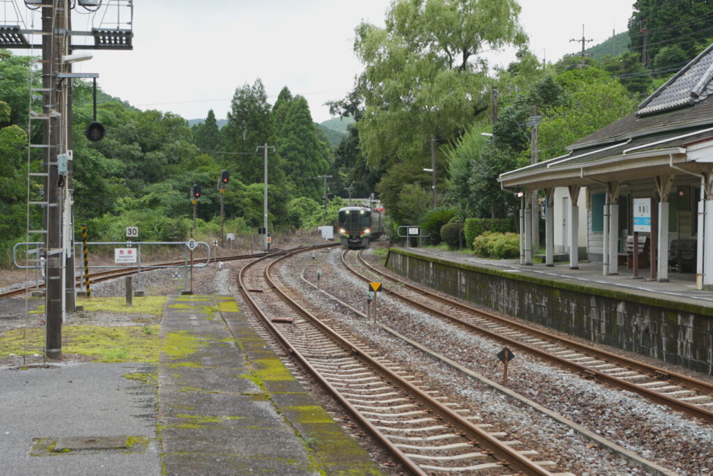繁藤駅から行ける観光地はある？