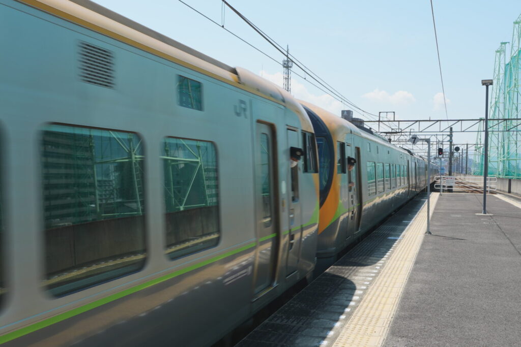 特急しおかぜが揺れるのはなぜ?車両と路線の関係を徹底解説 14 子ども連れでの揺れ対策