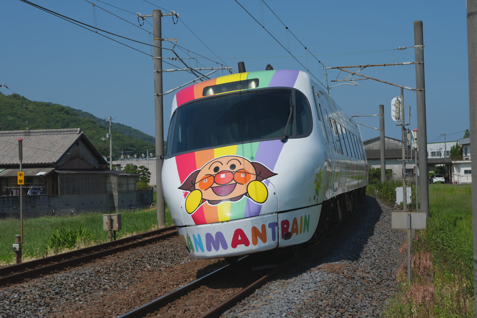 特急いしづち アンパンマン列車完全ガイド【予約・座席】