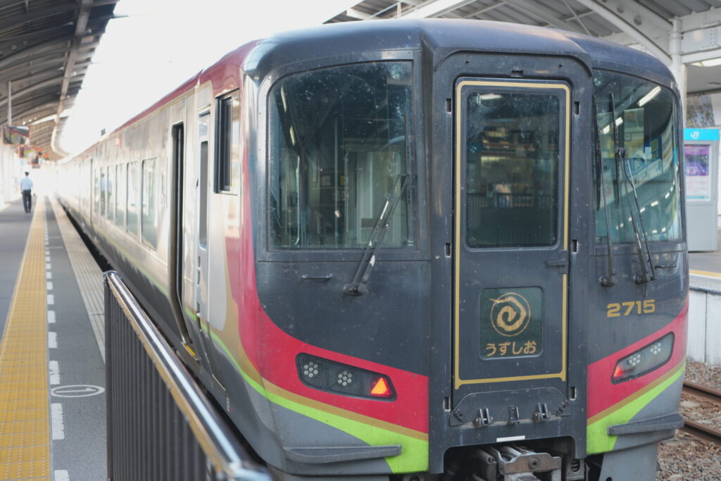 特急うずしおのコンセントはどこ?充電・Wi-Fi・PC作業を解説 1 最新車両2700系気動車の特徴