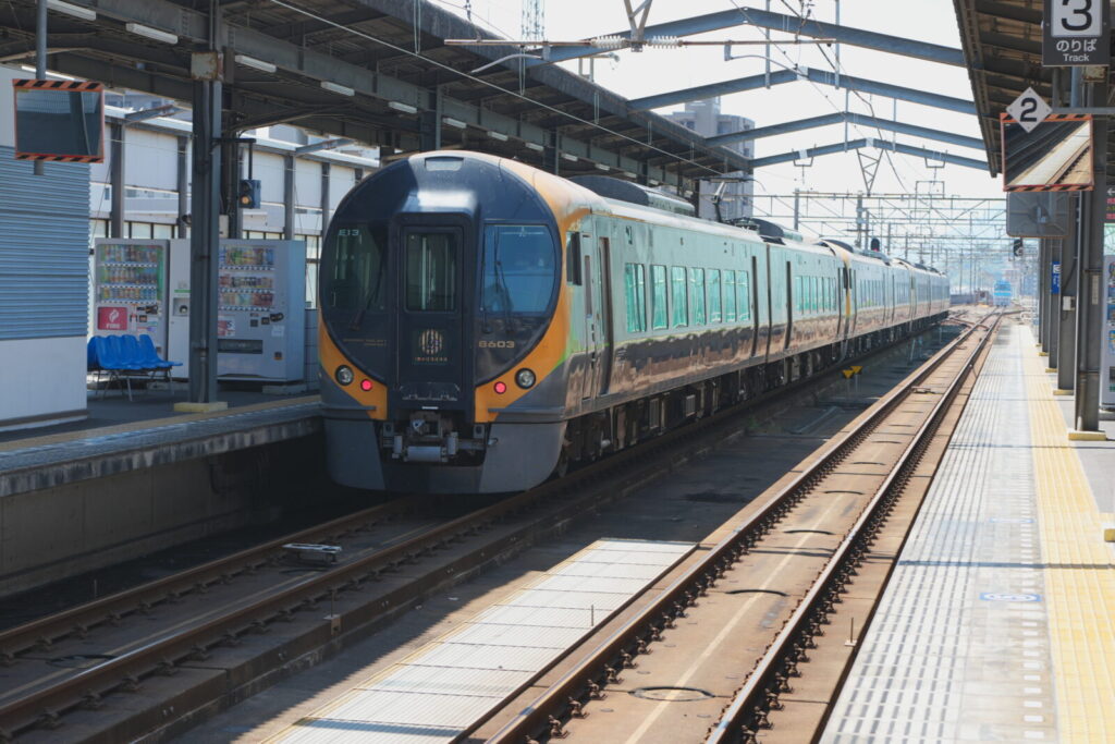 高知から松山 電車で行く料金・時間を解説【乗り換えも安心】 5 A1 03393