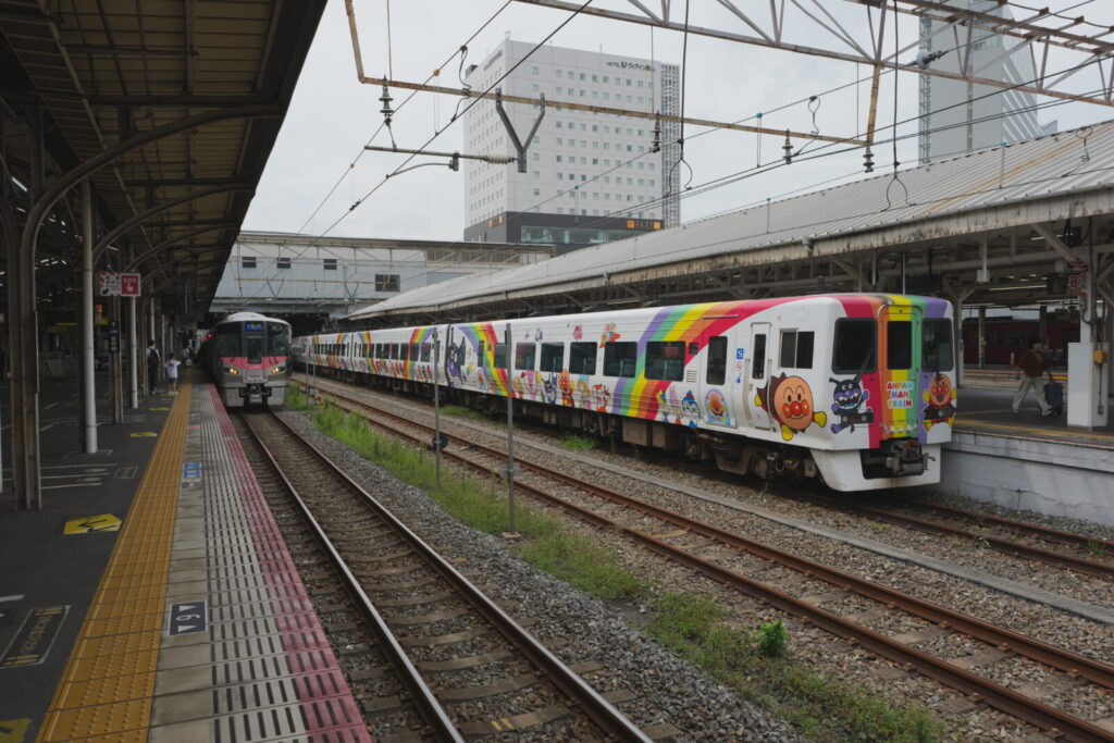 岡山駅での特急しおかぜ乗り換えガイド【完全版】 2 岡山駅での乗り換え時間の目安