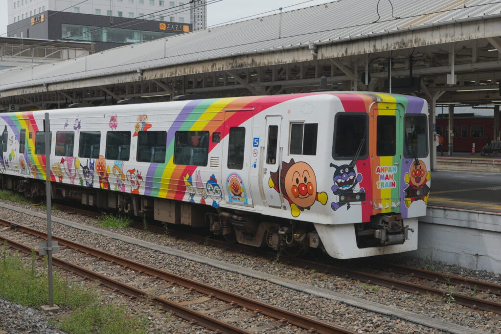 岡山駅での特急しおかぜ乗り換えガイド【完全版】 8 特急しおかぜの座席指定や自由席の違い