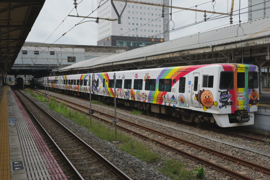 JR四国 列車番号の教科書【完全版】見方が分かると面白い 3 特急列車の列車番号ルール