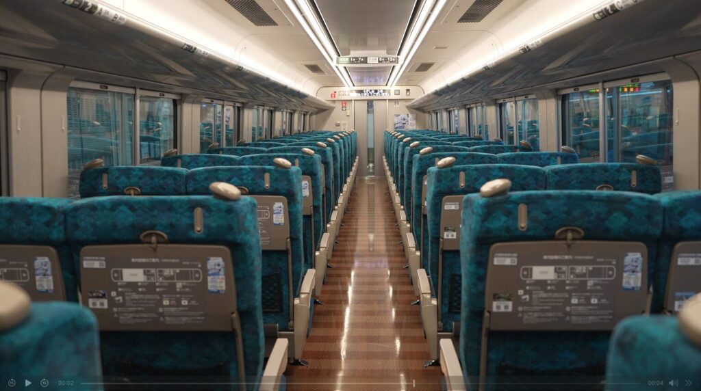 特急うずしおのコンセントはどこ?充電・Wi-Fi・PC作業を解説 2 特急うずしおの車内設備を紹介