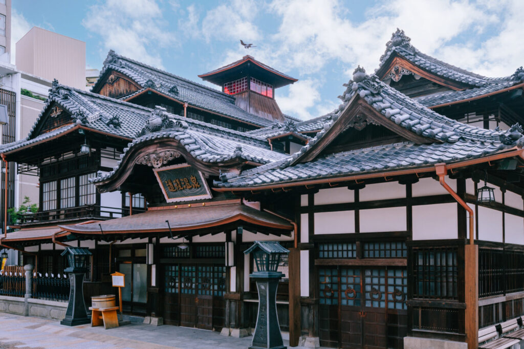 もう迷わない!松山駅と松山市駅の違いを徹底解説 8 道後温泉本館