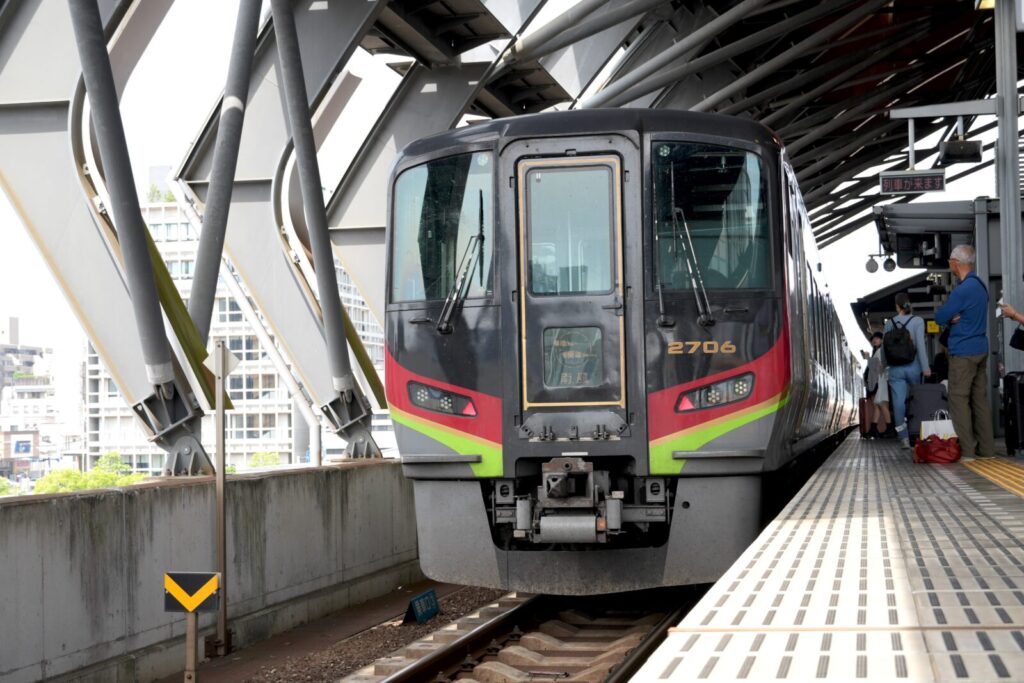 高知から九州フェリー旅！JR特急で行く八幡浜港アクセス