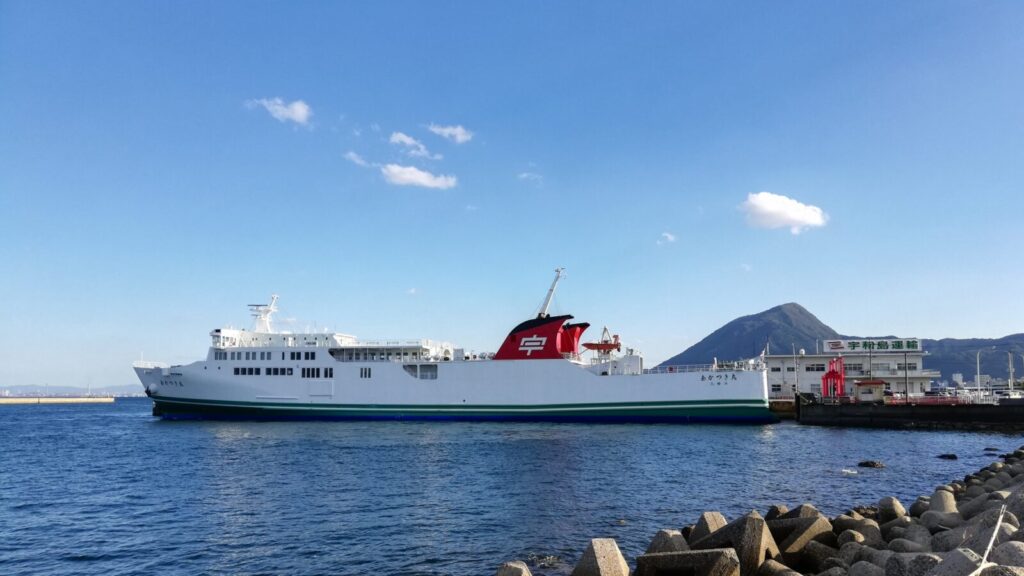 八幡浜港のフェリー航路（別府・臼杵）