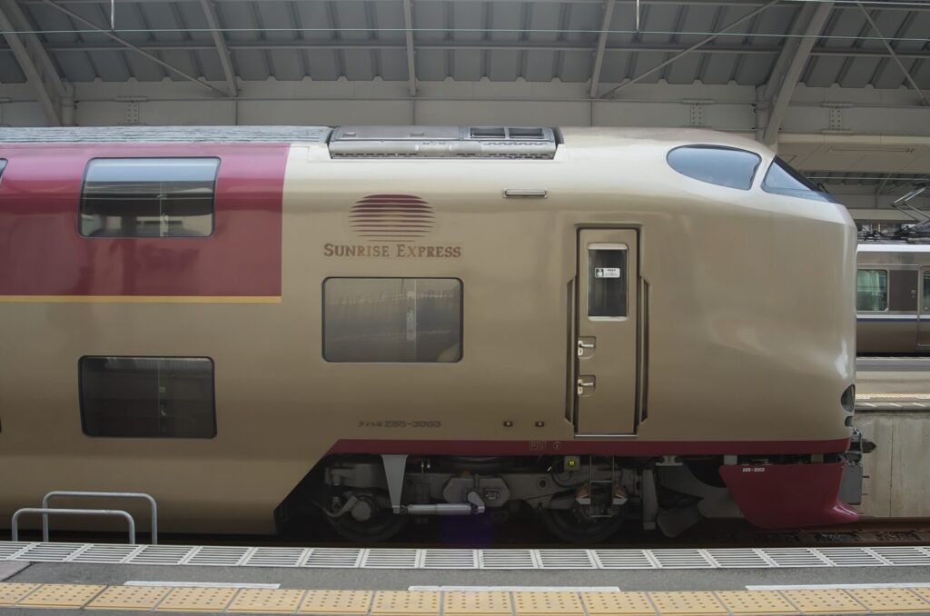 サンライズ瀬戸のキャンセル待ち必勝法と確実な予約術 2 キャンセルが出やすいのは「いつ」?:2日前