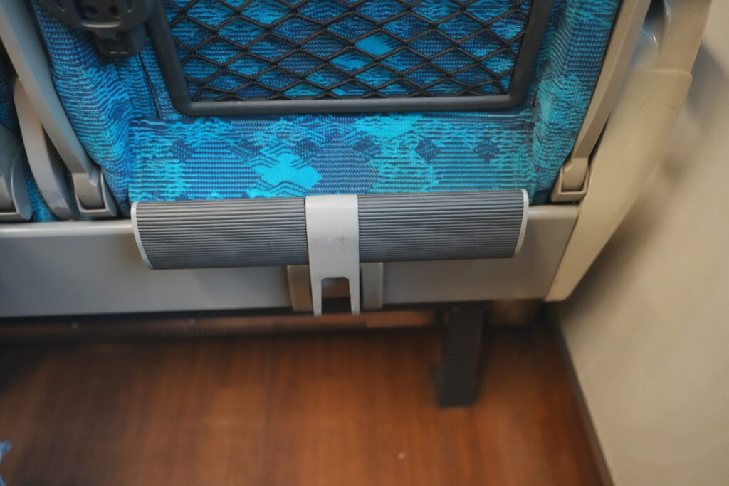 普通車なのに「フットレスト」がある！