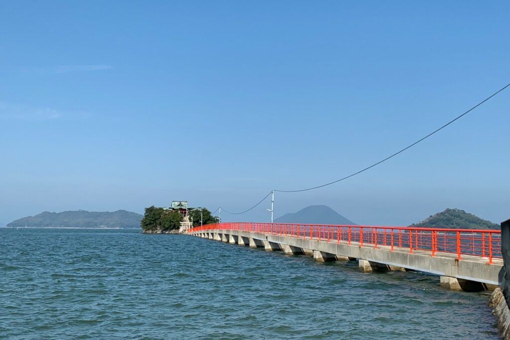 海が見える駅や車窓からの絶景