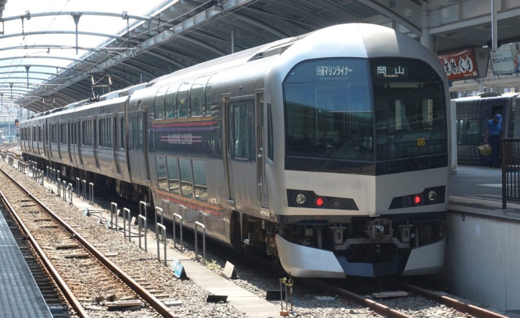 マリンライナー停車駅ガイド|路線図と通過駅を一覧解説 2 岡山発と高松発の停車駅確認